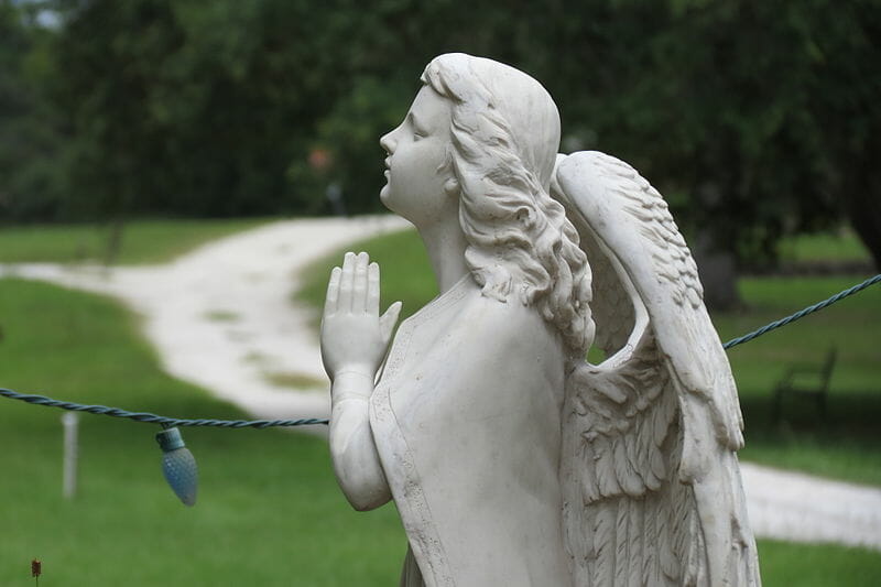 Praying angel