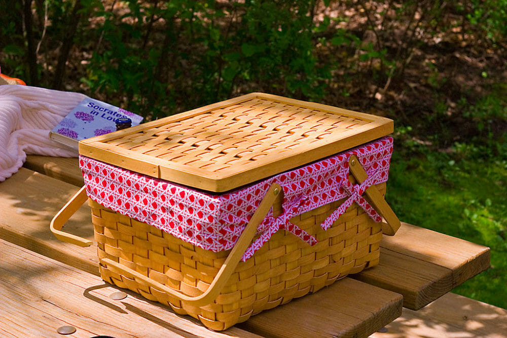 picnic basket